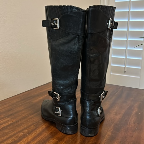 Michael Kors zip up boots.. - Picture 4 of 8